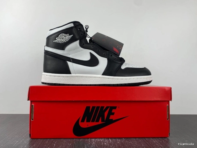 BQ4422-001 High Retro 85 (2023) Black White Jordan 1 0720